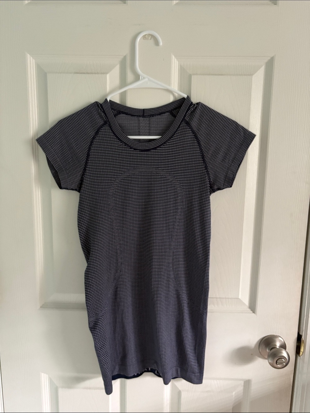 Women’s Lulu Swiftly Tech striped navy blue - hip length